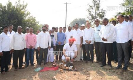 कसबा बीड येथे शिवयोगी मठ ते चर्मकार वस्ती रस्त्याचे उद्घाटन; गिरीश महाजन फंडातून 25 लाखाचा निधी Kolhapur Kasba Beed Sivayogi Mutt