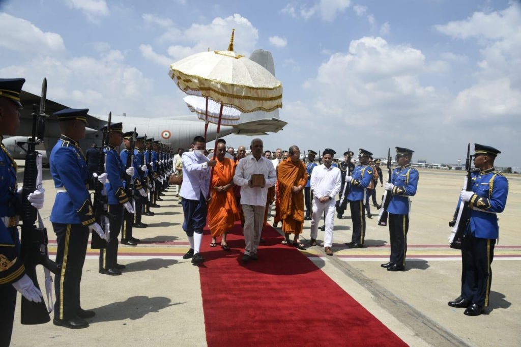 राज्यपाल राजेंद्र आर्लेकर यांचे थायलँड येथे जंगी स्वागत Governor Rajendra Arlekar received a warm welcome in Thailand