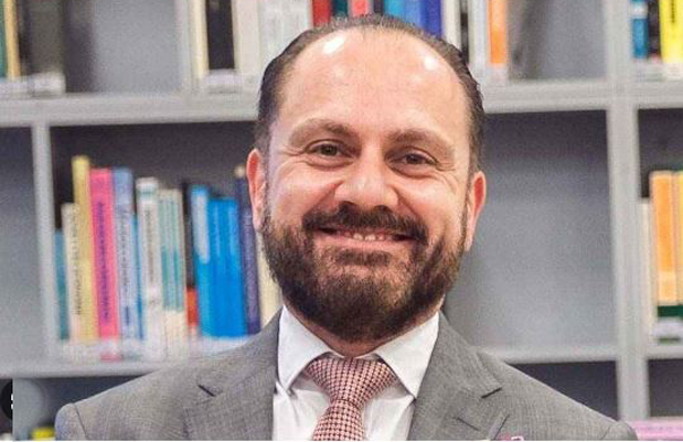 सर्वात उच्चशिक्षित व्यक्ती Most highly educated person