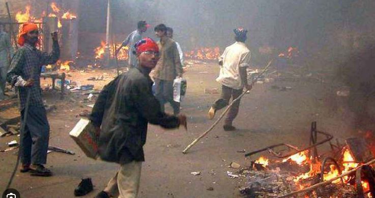 …तोवर दंगलखोरांना जामीन नको!