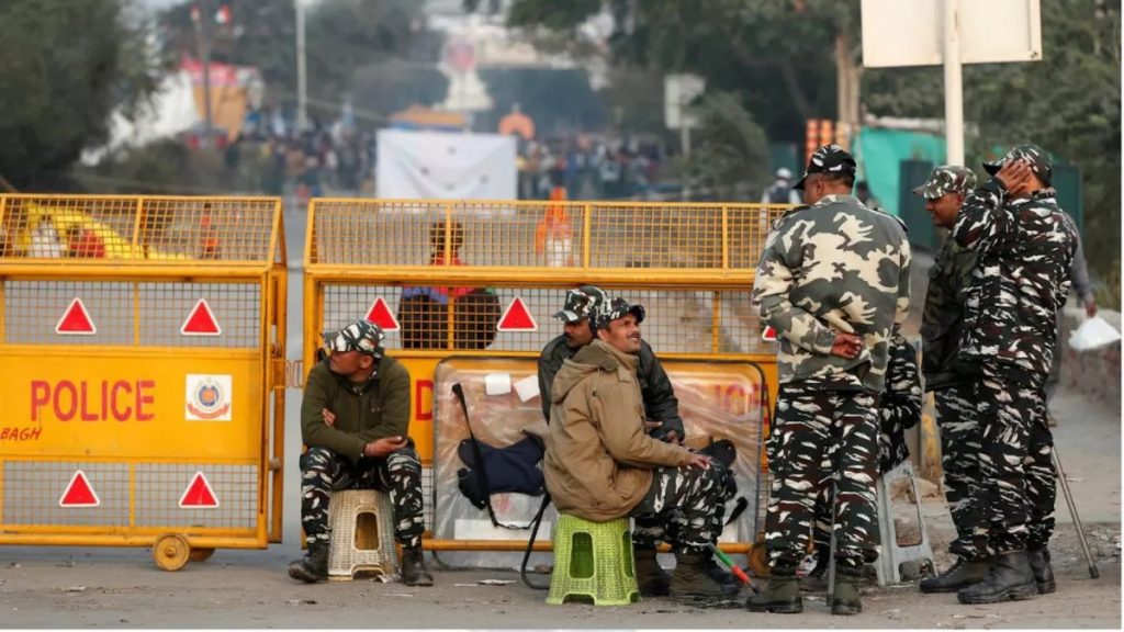 Farmers march to Delhi