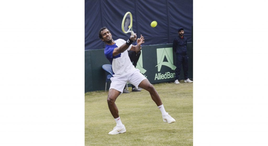 India ended Pakistan's challenge on the first day