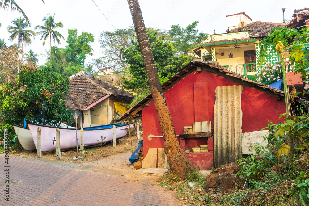 किनारपट्टीवरील घरांबाबत केंद्राशी चर्चा करणार Will discuss with the Center regarding coastal houses