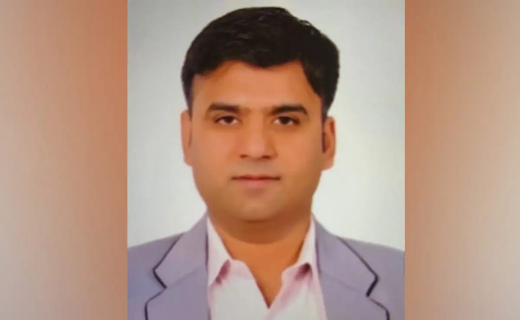 Fake Wing Commander arrested at Delhi Airport