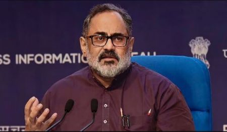 जागतिक इलेक्ट्रॉनिक्स क्षेत्रात 20 टक्के भागीदारी राहणार 20 percent stake will be in global electronics sector