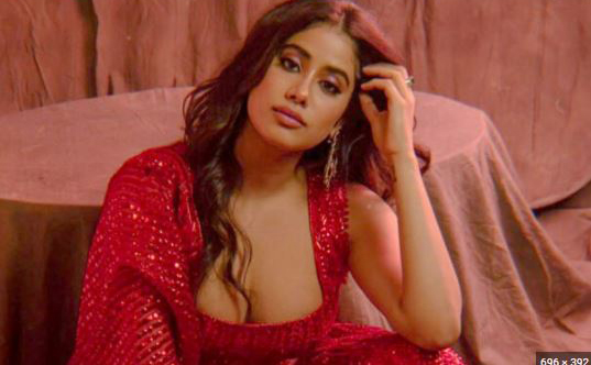 Janhvi will work with southern superstars