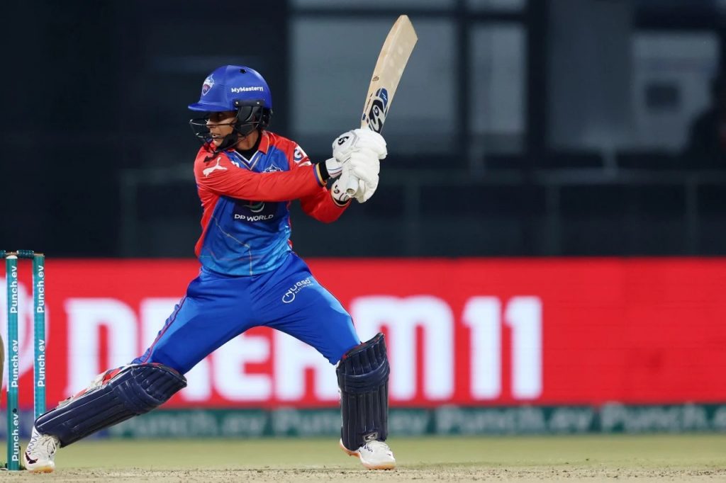 Delhi's thrilling win over Bangalore by one run