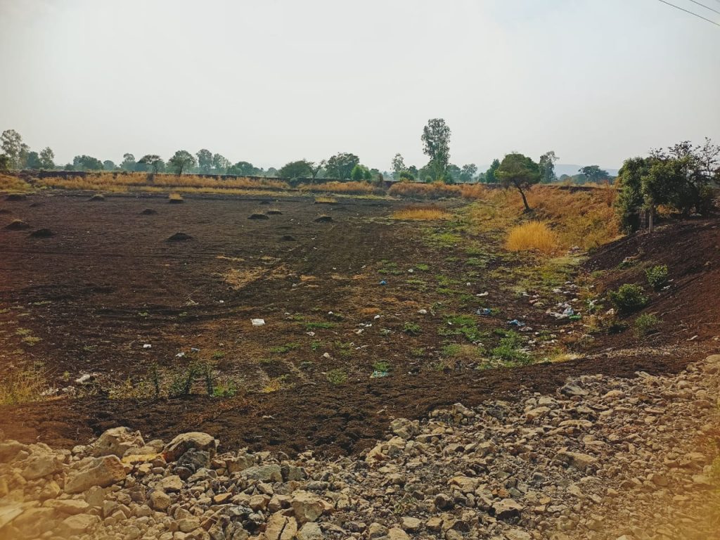 Lake in Shahapur Shiwar dry due to lack of planning