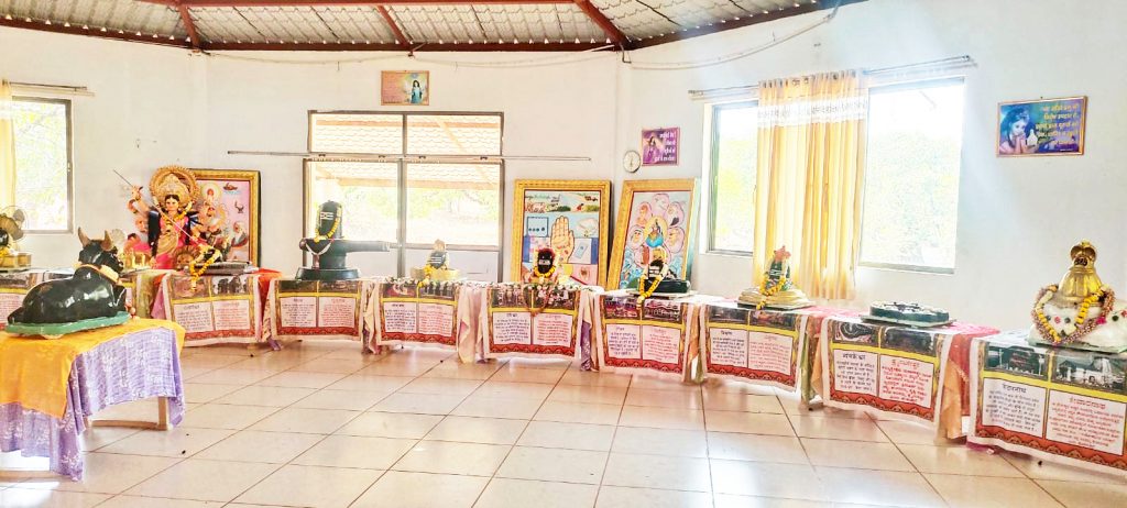 Darshan of twelve Jyotirlingas took place at Kinaye