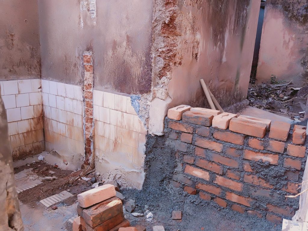 Mutari construction on Kambli Khuta started