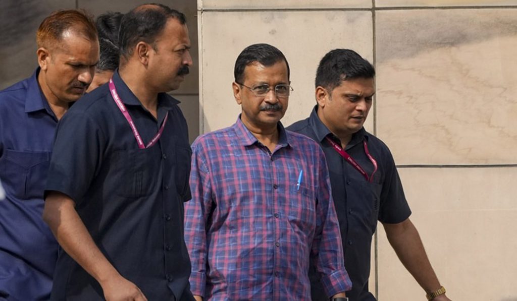 केजरीवाल यांच्या ईडी कोठडीत वाढ Kejriwal's ED custody increased