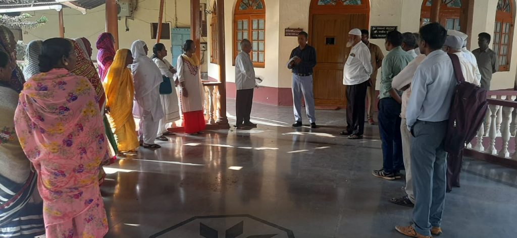 Cantonment CEOs met by retired employees