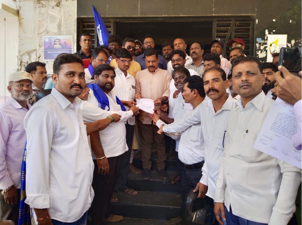 Remove MP Anantakumar Hegde from Karwar Constituency