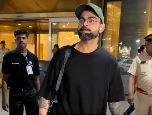 कोहली भारतात दाखल Kohli enters India