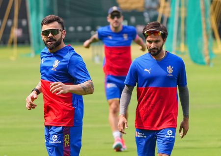 कोहली सराव शिबिरात दाखल Kohli entered the training camp