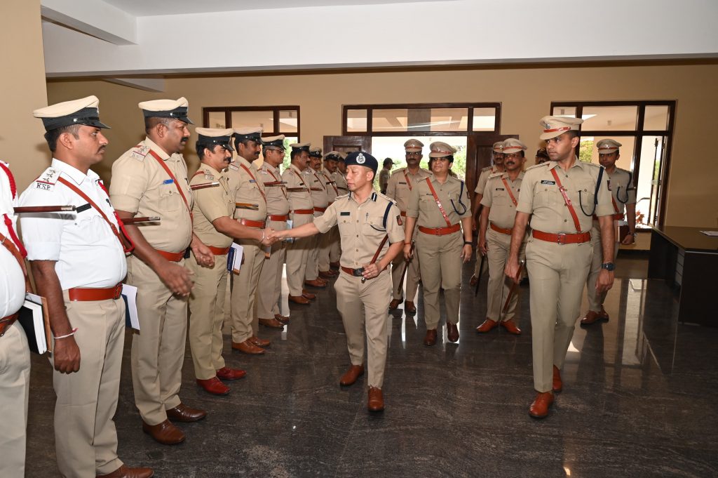 Formulas accepted by the new police commissioner