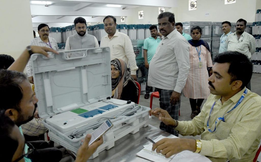 EVM machines left for strongroom