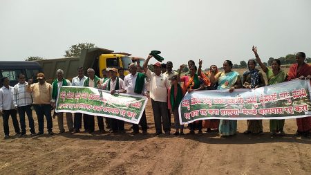 Farmers oppose Halga-Machhe bypass again