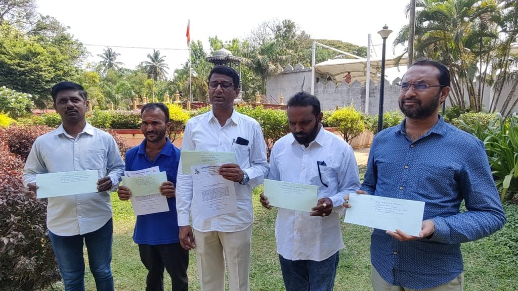 Include the boundary question in the manifesto