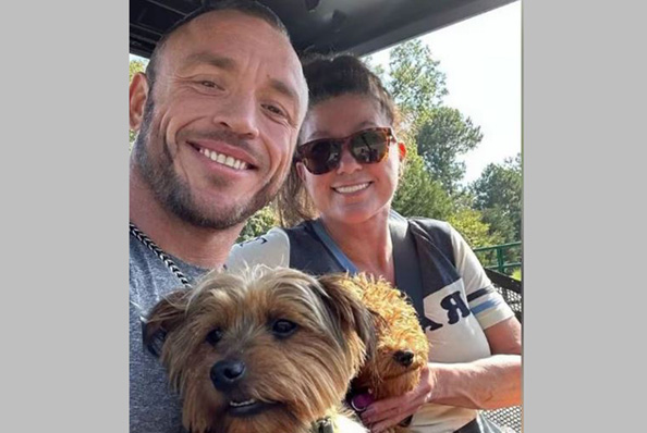 बॉयफ्रेंड…पुत्रापेक्षा एक वर्षाने मोठा Boyfriend...one year older than son