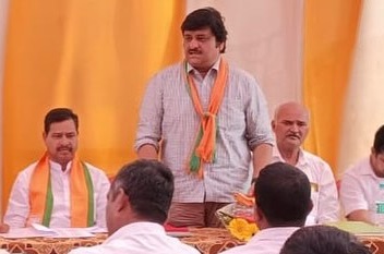 कोल्हापूरातून भाजप नेत्यांचा मंडलिकांच्या उमेदवारीला विरोध…मागल्या वेळी चुक झाल्याची कुपेकरांची कबुली Sangramsinh Kupekar