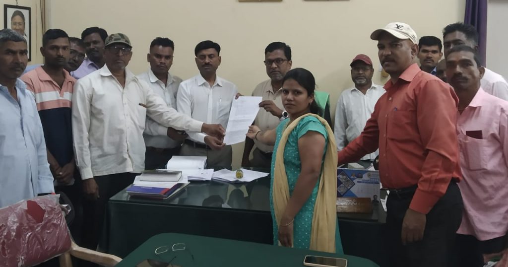 Harassment of workers should be stopped