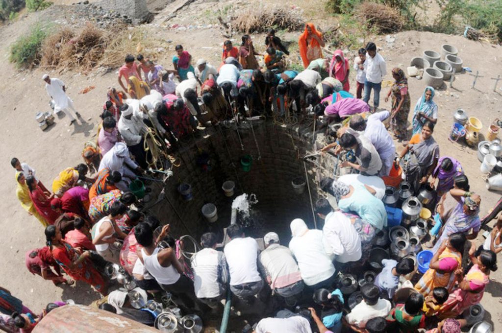 संकट ‘पाणी-बाणी’चे The crisis of 'water crisis'