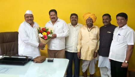 झालं गेलं विसरुन जा…लोकसभेला आशिर्वाद द्या! संजय मंडलिकांचे के. पी. पाटीलांना भावनिक आवाहन