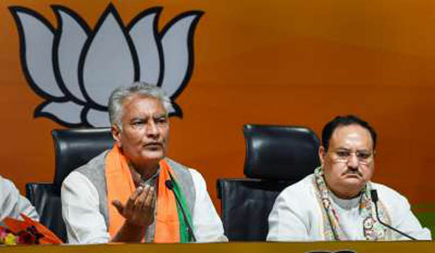 पंजाबमध्ये भाजप स्वबळावर : जाखड BJP on its own in Punjab: Jakhar