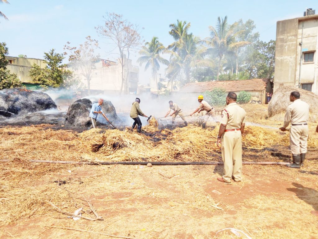 वाढत्या उष्णतेमुळे आगीच्या घटनांमध्ये वाढ Increase in fire incidents due to rising heat