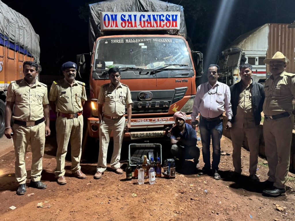 Goa-made liquor stock seized at unmoderated excise check post