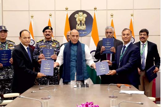 मोठ्या संरक्षण खरेदी करारांना संमती