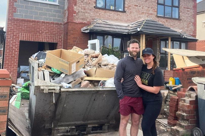 100 years old letters were found in the house