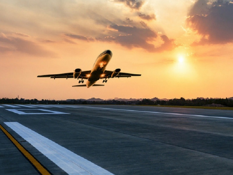 Another 85 planes received bomb threats during the day