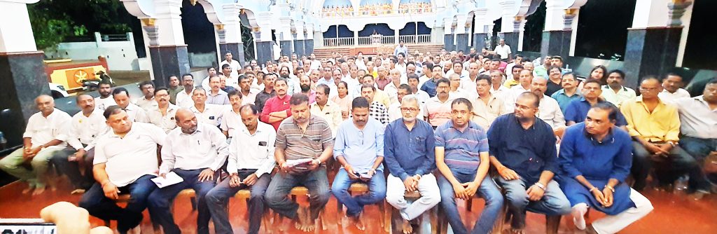 हरवळेतील ‘तडजोड’ महाजनांना अमान्य The 'compromise' in Harwala is unacceptable to Mahajan