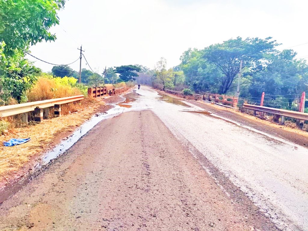 संतिबस्तवाड-मच्छे परिसरात मुसळधार पाऊस Heavy rain in Santibastwad-Machhe area