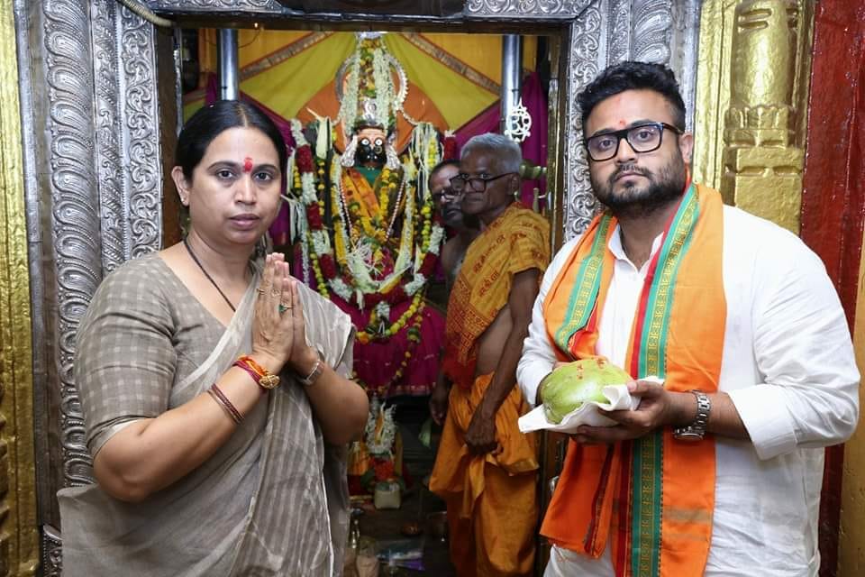 यंत्रयुगामध्येही विश्वकर्मा समाज मूळ व्यवसायाशी बांधिल Even in the machine age Vishwakarma Samaj is committed to the core business