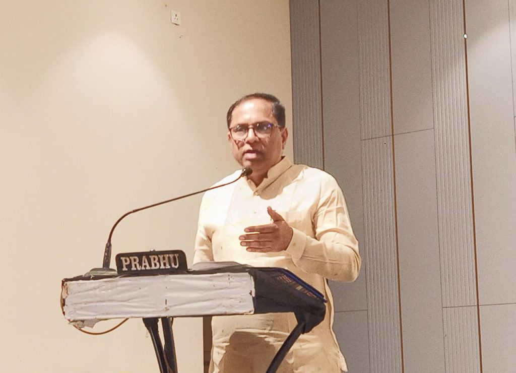 भारत जगात सर्वोच्च स्थानी जाण्यासाठी प्रत्येकाचे योगदान महत्त्वाचे Everyone's contribution is important for India to rise to the top position in the world