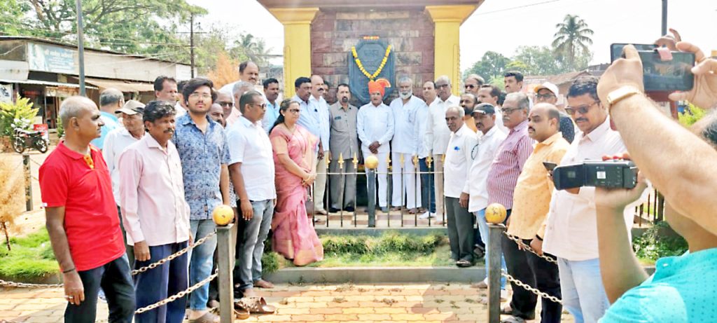 Maharashtra Ekikaran Samiti candidate Mahadev Patil's campaign has started