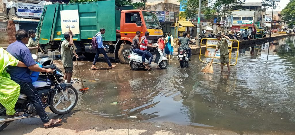 स्मार्ट सिटीच्या कामांचा दर्जा उघडकीस Reveal the quality of Smart City works