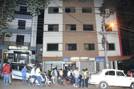 18 crore seized in income tax raid in Dharwad