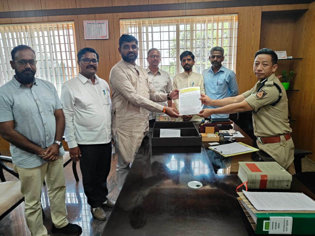 हेब्बाळकर यांच्याकडून मंत्रिपदाचा गैरवापर Misuse of Ministership by Hebbalkar