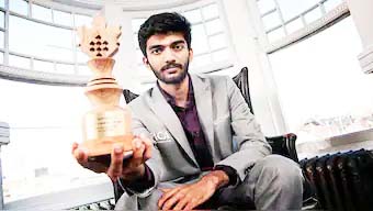 बुद्धिबळातील जागतिक वर्चस्वात बदलाचे द्योतक Gukesh returns, defeats Keimer with Pragyanand