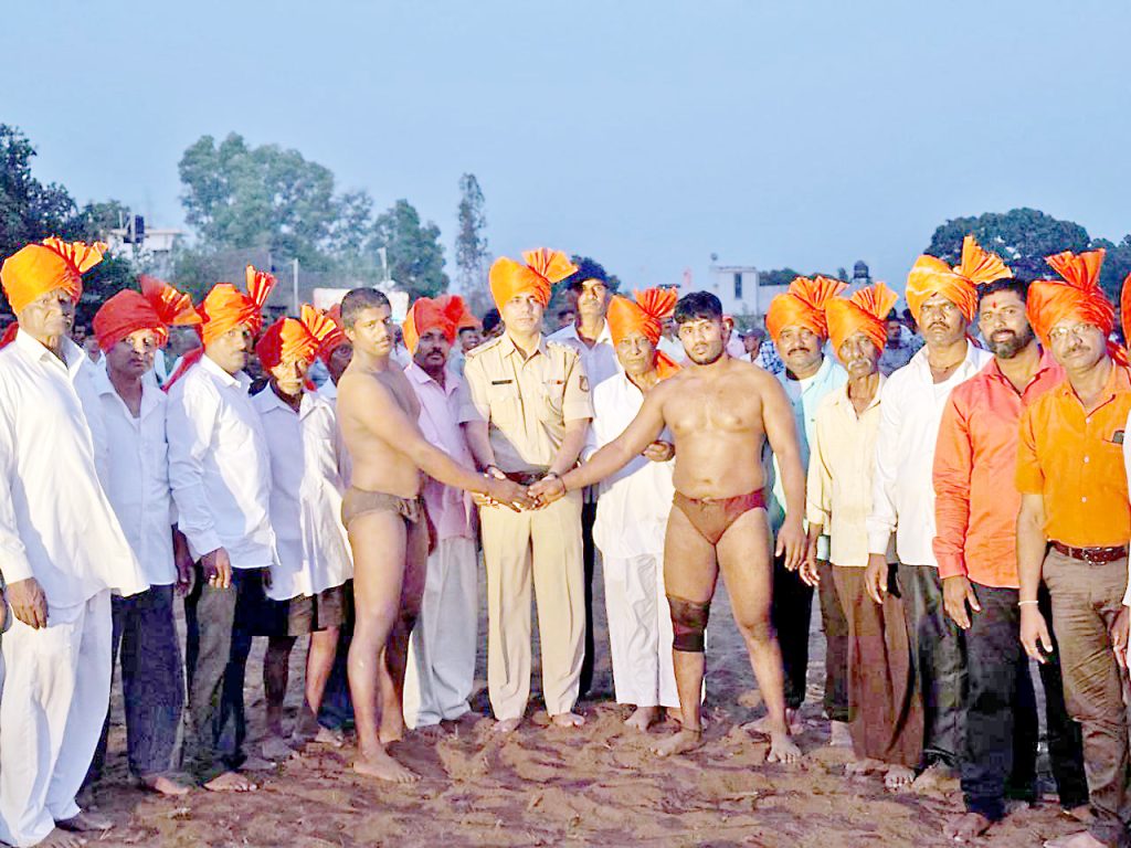 मुचंडी मैदानातील प्रमुख लढत बरोबरीत Major match at Muchandi Maidan tied