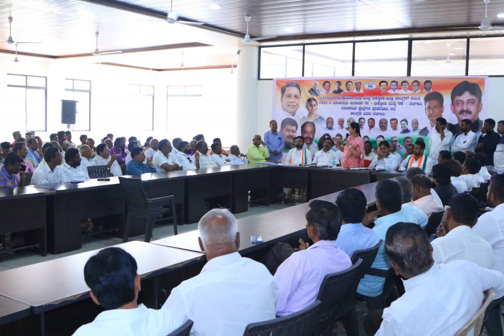 Guidance to workers from Minister Lakshmi Hebbalkar