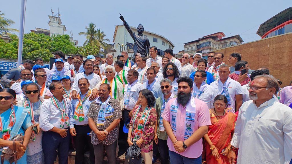 भाजपची गोव्यावर वक्रदृष्टी BJP's crooked vision on Goa