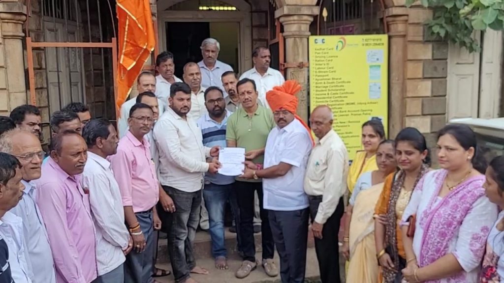 The applications of two aspirants were submitted to the M.A. Committee on Saturday