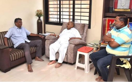 Uttam Patil supports Congress candidate