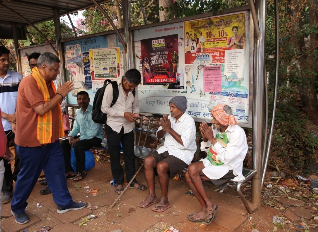 स्वच्छ चारित्र्याच्या सरकारसाठी भाजपलाच मतदान करा Vote for BJP for clean character government