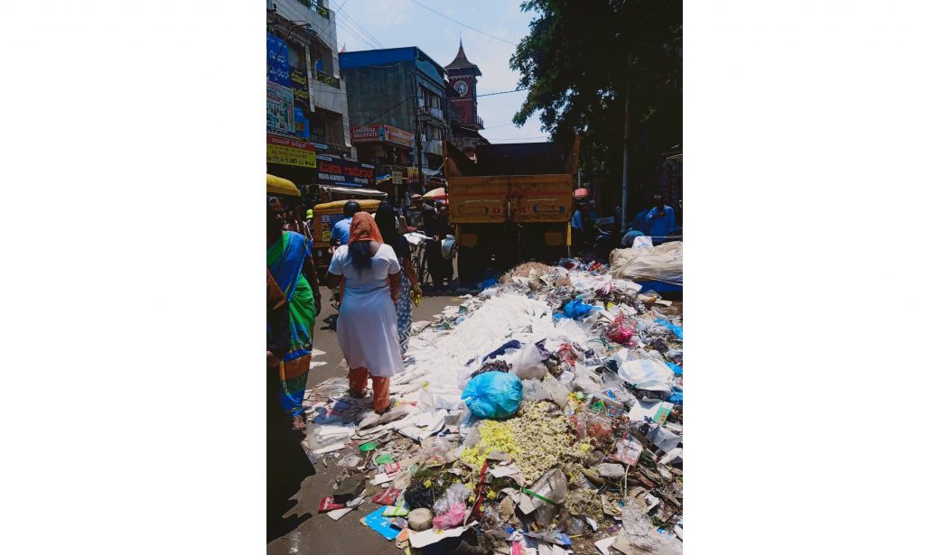 Garbage heap at Ganpat Galli Chowk